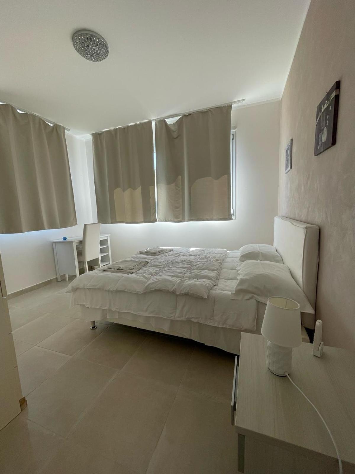 Eraclea Couette-café 3*